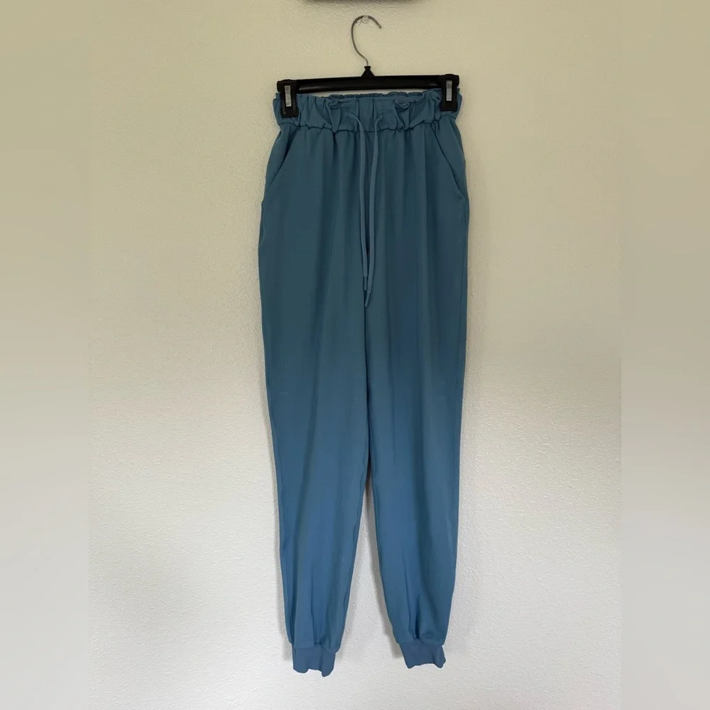 Lululemon Stretch High-Rise Joggers